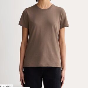 Everlane The Slim Crew in Essential Cotton - Sold out online